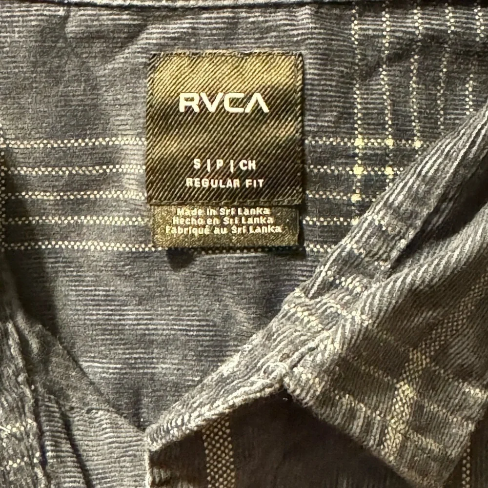 RVCA Corduroy Button Up Shirt size Small